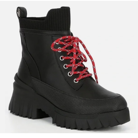 NUTURE WATER PROOF BOOTS (Sz 6 &6.5) - Picture 1 of 12